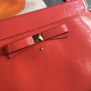 Coral Kate spade bag crossbody gold chain new leather hot pink designer purse